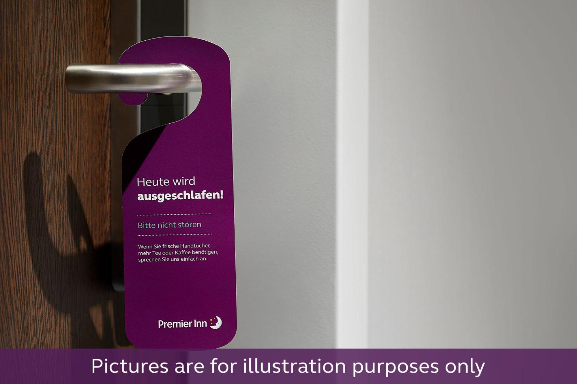Premier Inn Muenchen Messe 哈尔 外观 照片